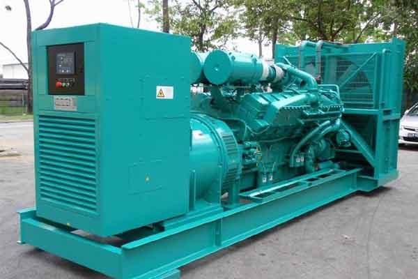 湖北柴油发电机组电压不稳定怎样维修？