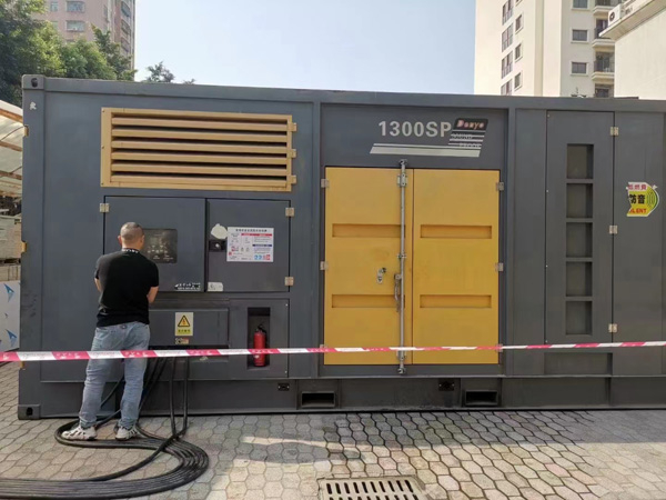 湖北500KW发电机组冬季应该配多大的启动电瓶？